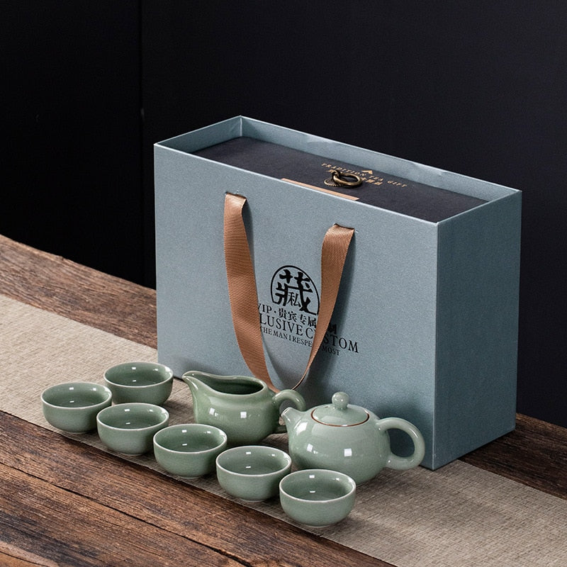 Kreativní dárky Kung Fu Tea Set Sada krátkých moderních ledových keramických čajových čajových misí Gych Gift Box Tea Pot a šálky Číňany