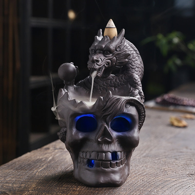 LED Dragon Statue Backflow Incenso Burner Halloween Decorazione Skull Ornament Fumo Waterfall Holder Home Decor Home
