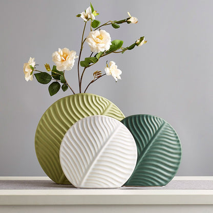 Nordic Modern Home Decor Ceramic Flower Vases Hiasan Ruang Hidup Interior Tabletop Vase Vase Creative Arts Accessories Hiasan