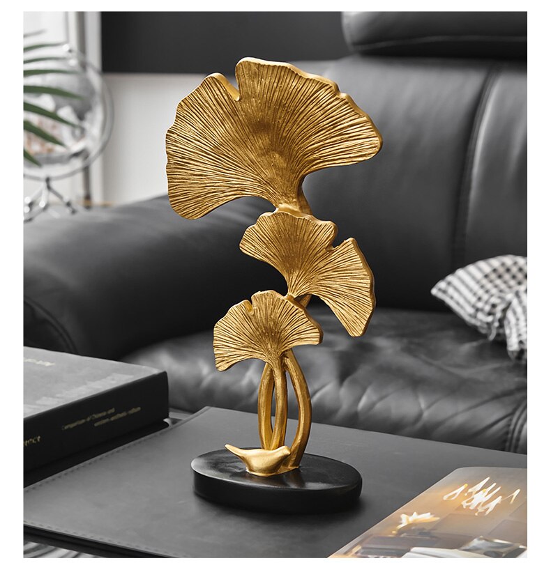 イチョウの葉の彫像シンプルなリビングルーム装飾ホームメタルクラフトモダンな植物彫刻美学室の装飾品棚の装飾