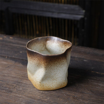 Twisted Ceramic Mug Coffee Cup Niche Special-vormige theekop kleurrijke grove aardewerk creatieve mokken koffiekopjes