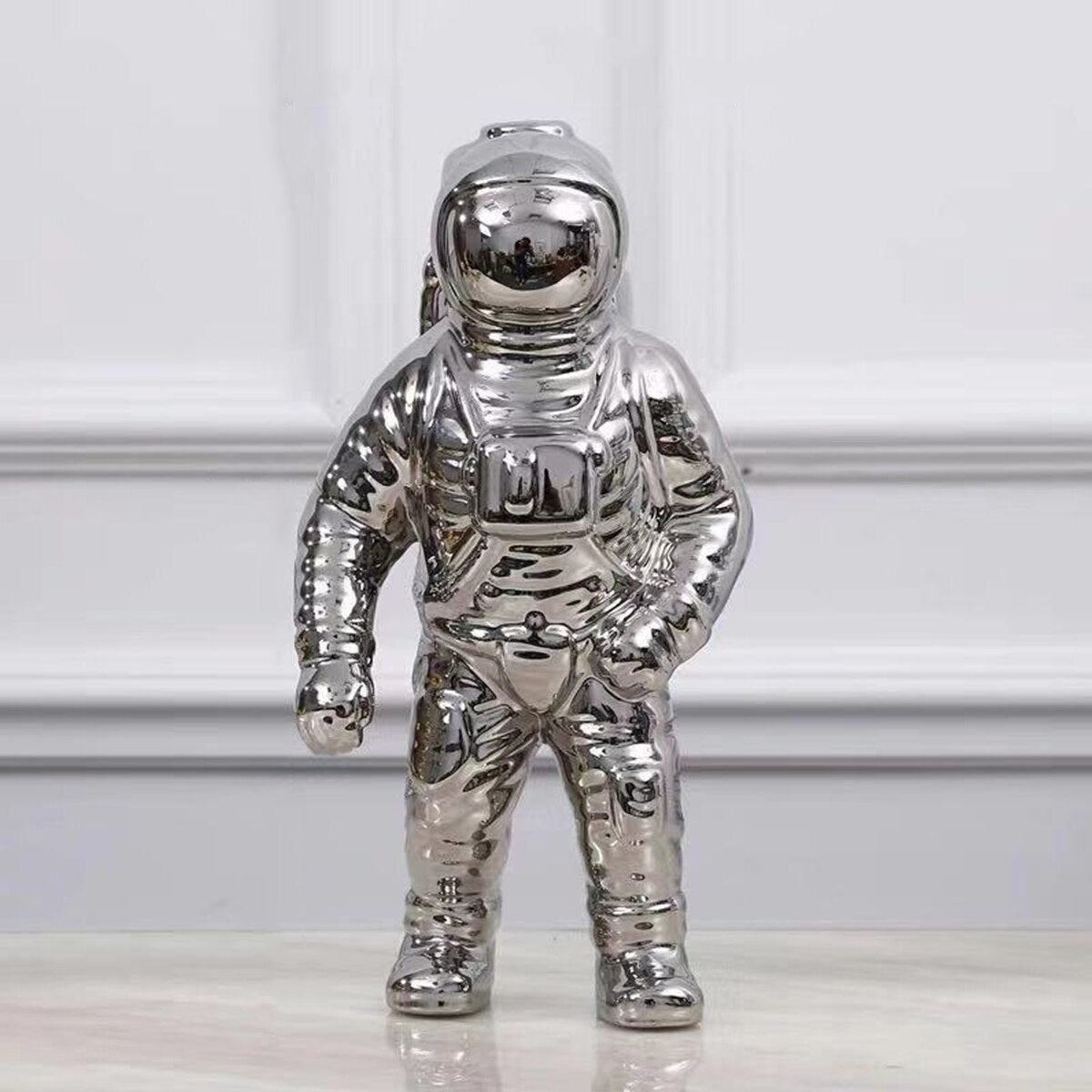 Gold Space Man Sculpture Astronaut Ceramic Vase Creative Modern Cosmonaut Model Ornament Statue Garden Tablett Heminredning