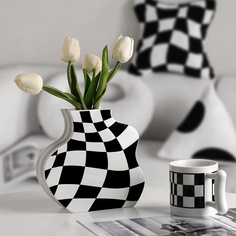 Vase en céramique noir et blanc, décoration en damier, Vase de fleurs séchées à haut sens, Arrangement de fleurs pour salon, décoration de la maison 