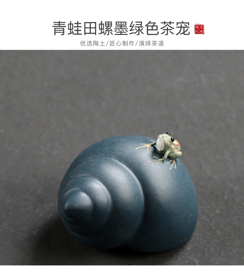 Yixing手作りの紫色の砂茶ペットクリアチブカエルカエルウォータースプレーカンフーティートレイトレイ装飾品ホームティーテーブルティープレイ