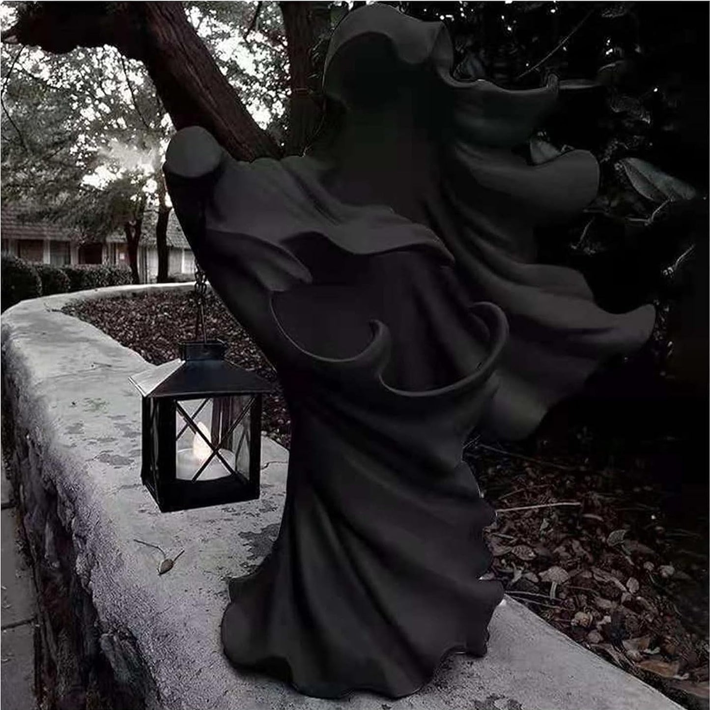Hell's Messenger med Lantern- 2023 Oppgradert Halloween Witch Lantern Decorations, Faceless Ghost Sculpture Resin Halloween Decor