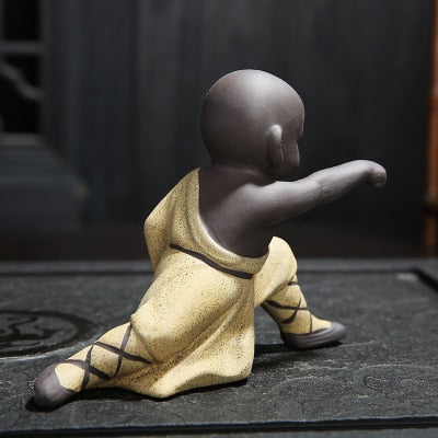 Estatua de escultura de monje pequeño Cerámica Decoración del hogar Artesan