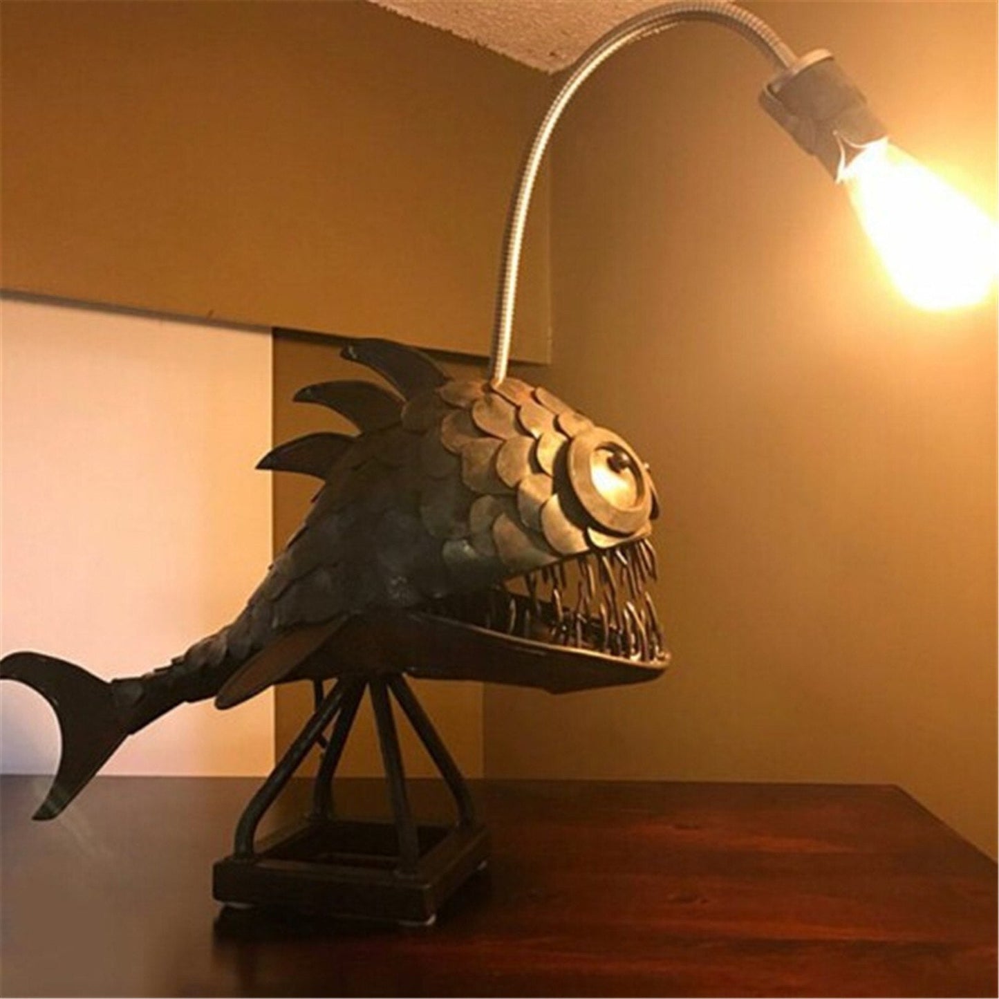 Retro Lampa stołowa Wędkarz Ryba światło z elastycznymi lampą Artystyczne lampy stołowe do domu kawiarni domowe ozdoby dekoracyjne
