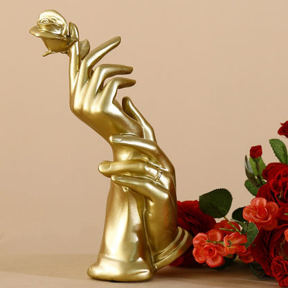北欧の高級アート彫刻抽象創造的なゴールデンハンド彫像モダンホームリビングルーム装飾オフィスデスクアクセサリーギフト