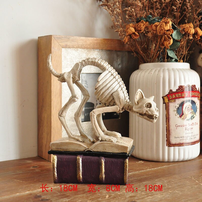 Ornamento del cranio fantasma vintage Ornamento dipinto a mano Black Cat Witch Desktop Scultura divertente DECORAZIONE HALLOWEEN Ceramica Regalo di compleanno