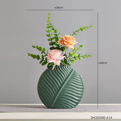 Nordic Modern Home Decor Ceramic Flower Vases Hiasan Ruang Hidup Interior Tabletop Vase Vase Creative Arts Accessories Hiasan