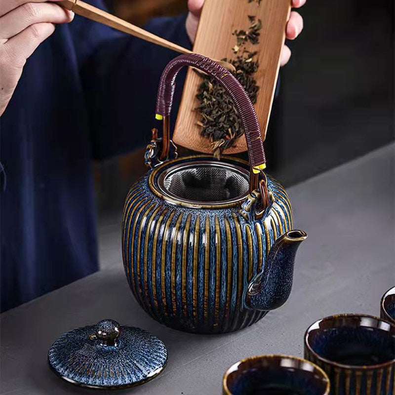 Utsøkt kinesisk keramisk tekanne med filter 800 ml krus tekanne for te vannkoker puer te potte teaware teapots cup service leir