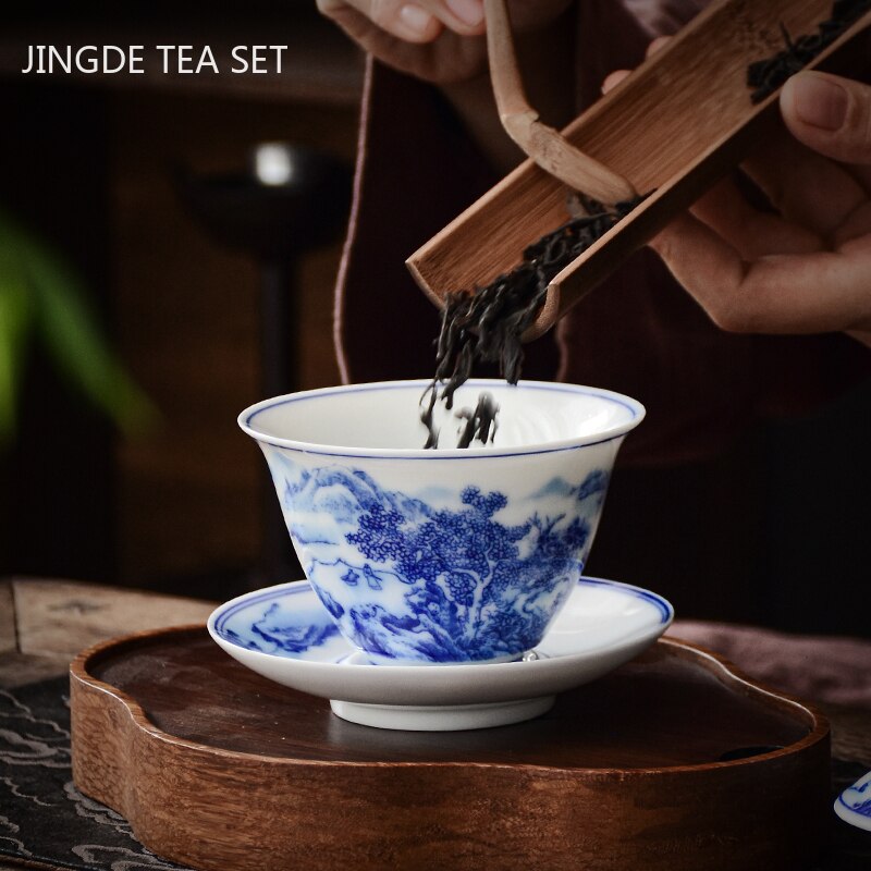 Beyaz Porselen Mavi ve Beyaz Peyzaj Gaiwan Home ile Kapak Çay Kupası Kase Çin Seramik Çay Setleri El Yapımı Çay Makinesi