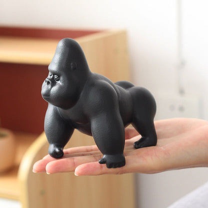 Porselen Lucu King Kong Figurine Handmade Keramik Gorilla Miniatur Lansekap Mikro Satwa Liar Peri Taman Dekorasi Ornamen Dekorasi Kerajinan