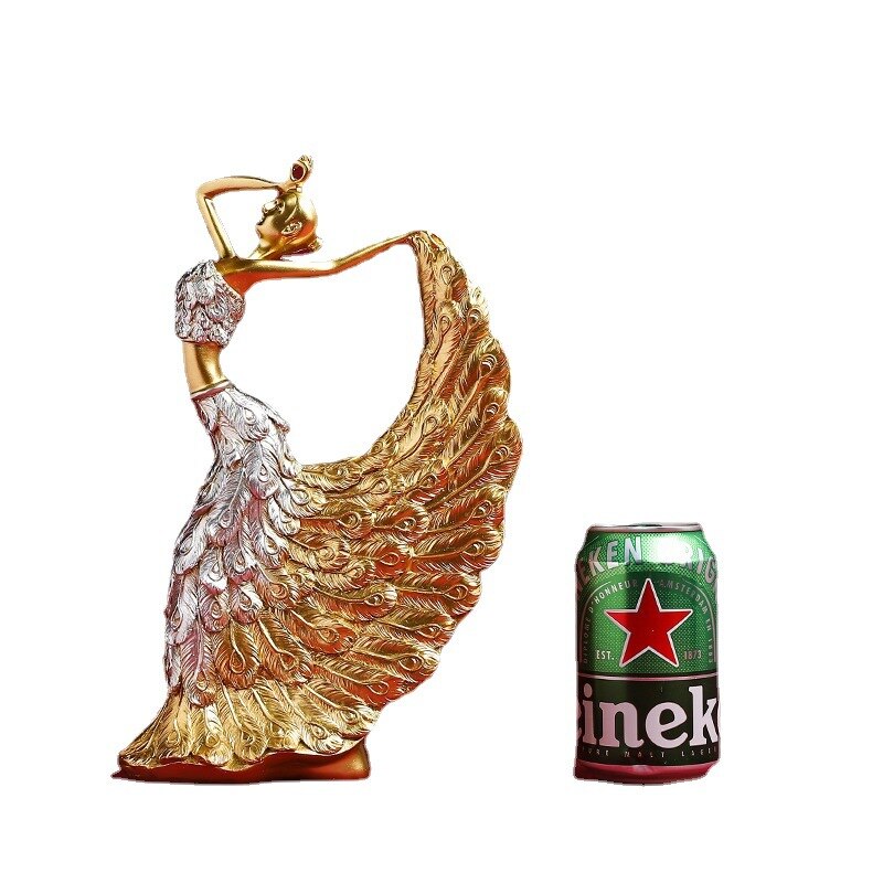 ديكور أوروبي إبداعي لرقص الطاووس مصنوع يدويًا من الراتنج لغرفة الزفاف وغرفة المعيشة وخزانة التلفزيون والشرفة ديكور فاخر