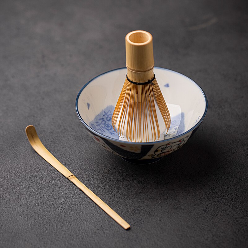 Bol japonais à matcha en céramique avec fouet en bambou et support Chasen