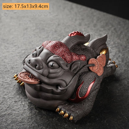 Decoración de té de arcilla de arcilla de boutique de la suerte Toad Figurado de té adornos de té accesorios para el hogar Fengshui escultura artesanía