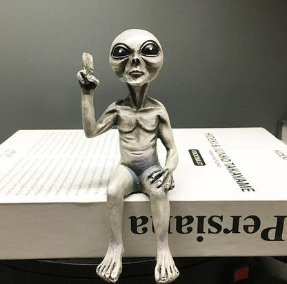 UFO Alien Patung Lucu Patung Halloween Dekorasi Untuk Taman Luar Ruang Rumah Meja Organizer Kantor Aksesoris Pesta Dekorasi Hadiah Anak -anak