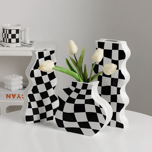 Tablero de verificación de jarrón de cerámica de cerámica en blanco y negro Jarrón de flores secas Sala de estar Arreglo de la sala de estar Decoración del hogar