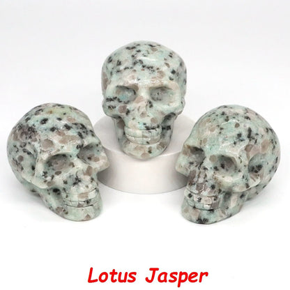 50mmの頭蓋骨頭彫像天然石の癒しクリスタルレイキ彫刻魔術宝石宝石の形成工芸家の装飾ハロウィーンギフト