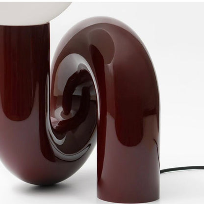 Moderne designbordlampe for soveroms sengekant