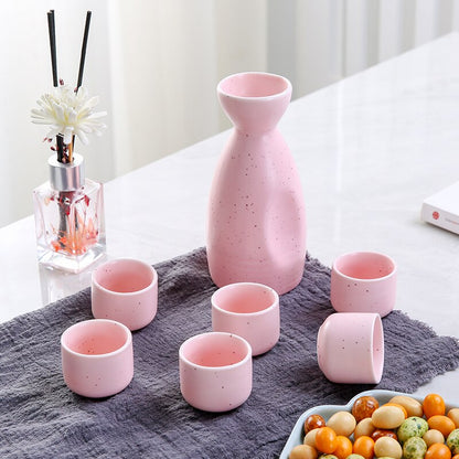 Frascos de cadera de estilo japonés Cazas de sake de cerámica vintage colocados en casa Copa de licor de la oficina de cocina