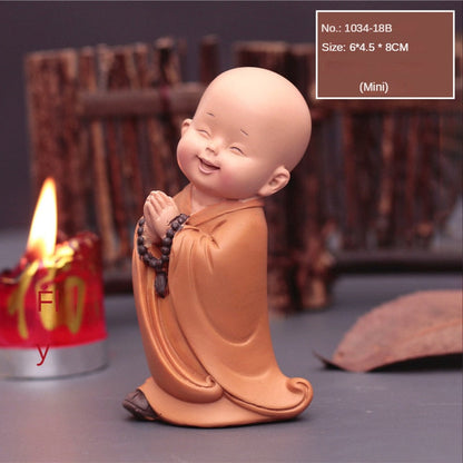 Śliczne status małego mnichu figurki religia żywica Buddha Rzemiosła biurko miniaturowe ozdoby