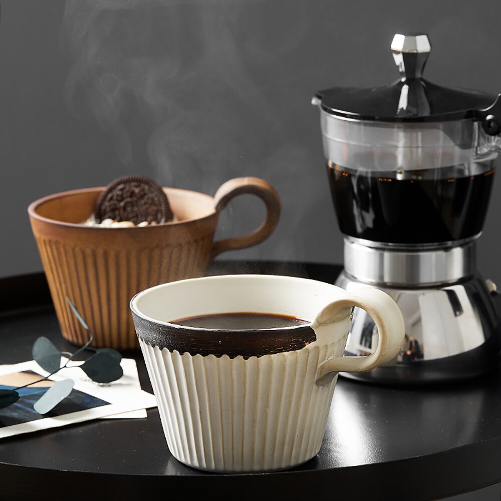 Håndlaget keramisk kaffekrus Retro -stil keramikk kopper 320 ml melk havre frokost kopp varmebestandig kreativ gave til venner