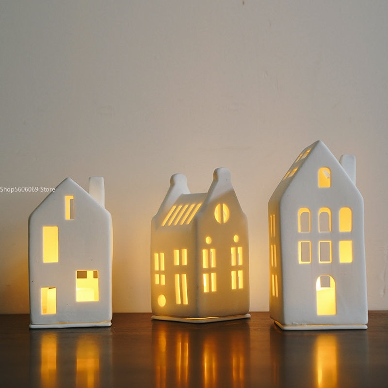 Scandinavian Style Small House Candle Holder Ceramic Hollowed Out Architectural Wax Holder Pure White Home Accessories Lamp