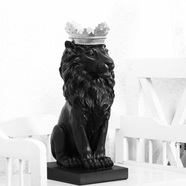 الأسد تماثيل صغيرة على شكل حيوانات الراتنج تاج الأسود تمثال اليدوية الفنية هدية ديكور المنزل مكتب زخرفة غرفة المعيشة مكتب ديكور المنزل