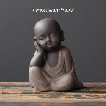 Black Pottery Buddhist Monks miniatyrfigurer Buddha Statue Sculpture Fairy Ornaments Meditation Home Garden Docor Decoration