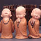 Mignon petit moine statut Figurines Religion bouddha résine artisanat bureau Miniatures ornements accessoires décor à la maison décoration de voiture 