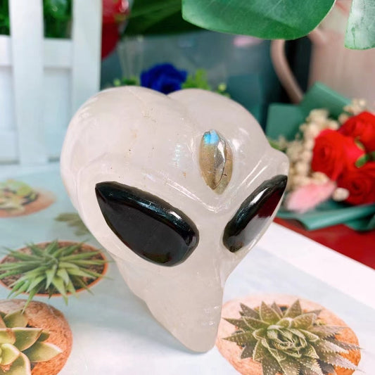 Natursten udskåret figur Alien Skull Statue Healing Crystal Different Materials Decoration Gemstone Collection 1pcs
