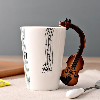 Novelty Music Note Cup Ceramic Guitar Coffee Mugs Personlighet Te/melk/juice/sitronvannsflaske Julebursdagsgave