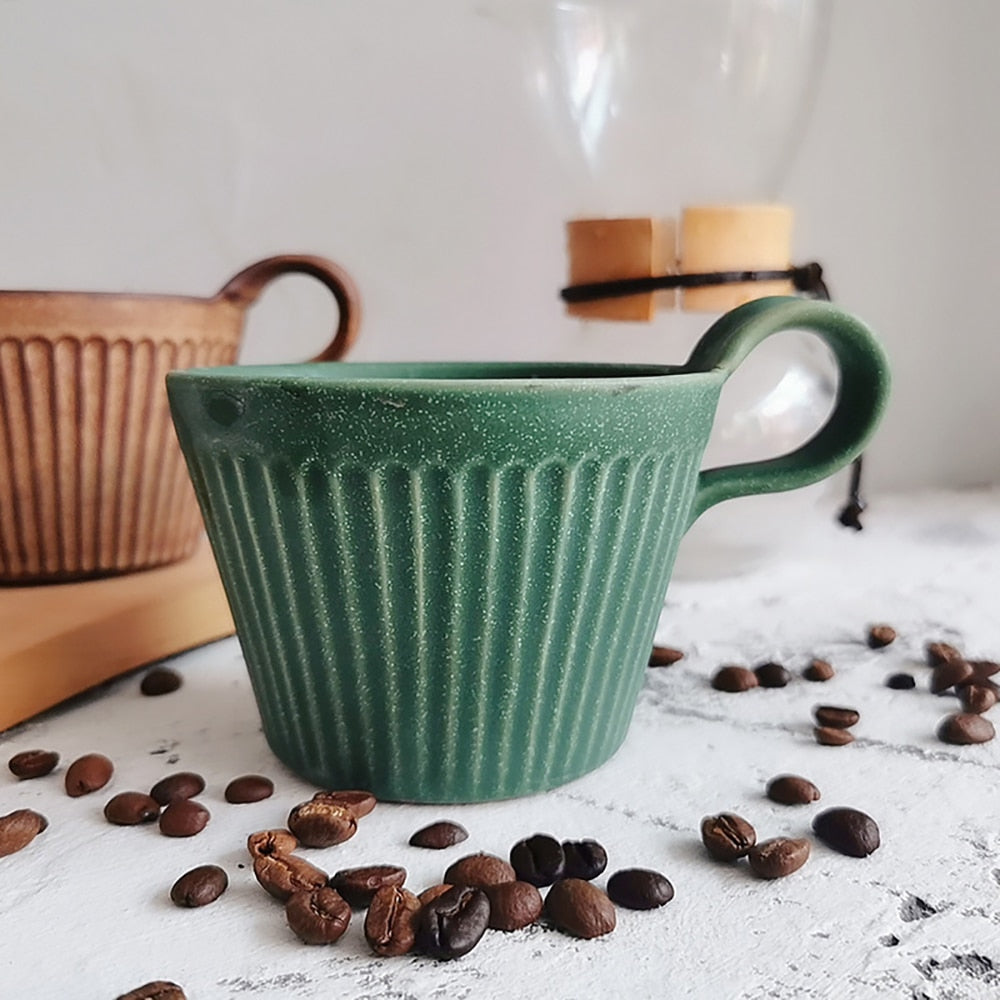 Taza de café de cerámica hecha a mano Cazas de cerámica retro 320ml Oat Desayuno Copa de desayuno Regalo creativo resistente al calor para amigos