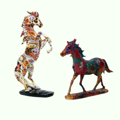 Graffiti colorati cavalli in resina artigianato decorazione casa decorazione soggiorno decorazioni e ornamenti per mobili da vino