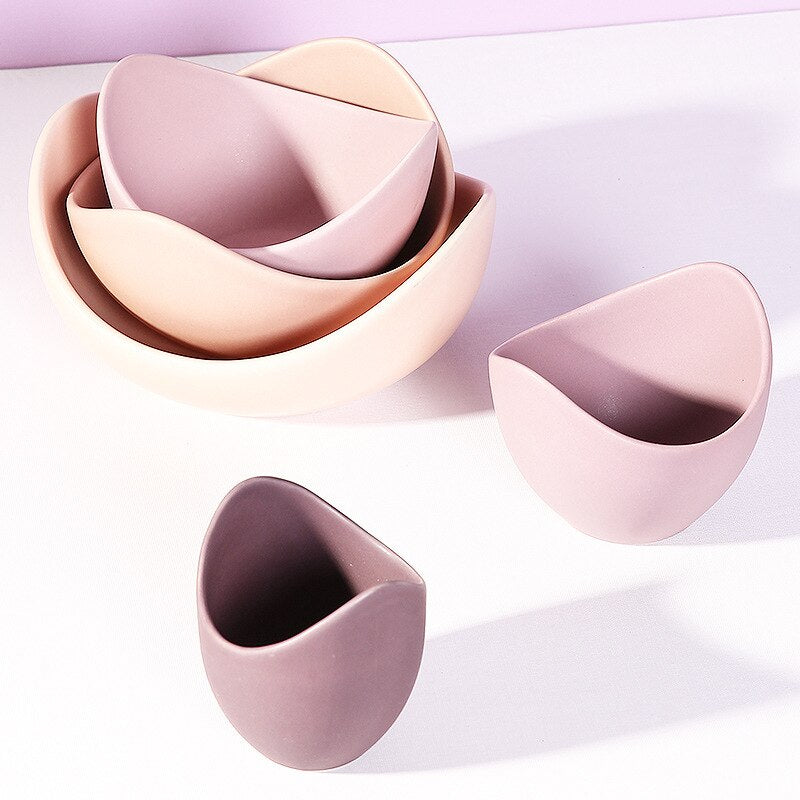 Nordic Style Novelty Decor Lotus Flower Bowls Home Decor Ceramic Crafts Kitchen Accessories Interior Tabletop Storage Bowls Gift