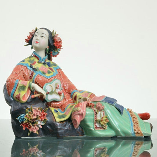 Figurine Antique chinoise en porcelaine, classique pour dames, artisanat de printemps, Statue d'art peinte, ornements en céramique, décoration de maison 
