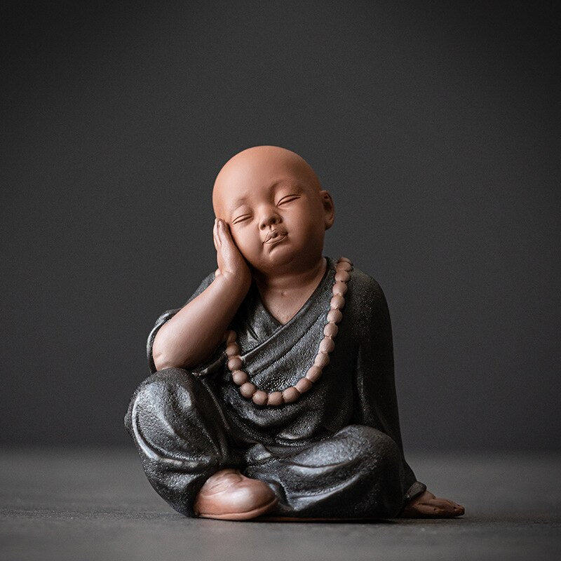 Figurines miniatures de moines bouddhistes en poterie noire, Statue de bouddha, Sculpture, ornements féeriques, méditation, décoration de jardin de maison 