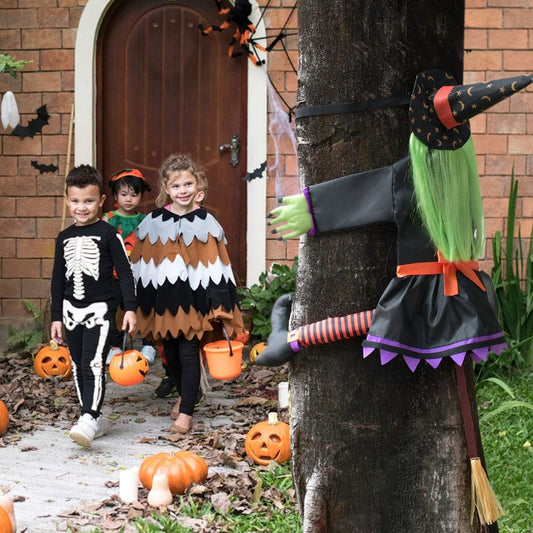 2023 Uusi Halloween Witch Doll Courpyard Witch kaatuu puun Halloween -sisustusleluihin Funny Door Porch Tree Decors