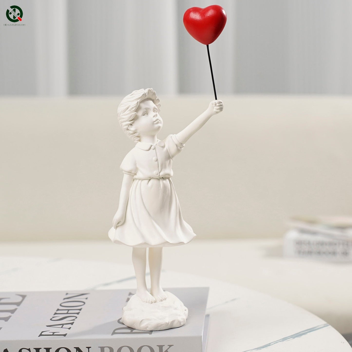 Flying Balloon Girl Figurine, Banksy Home Decor Modern Art Sculpture, Harts Figure Craft Ornament, Collectible Staty