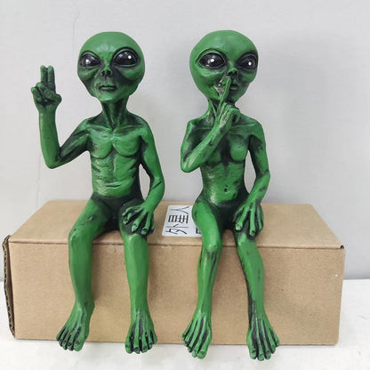 UFO Alien Cute Statue Sculpture Halloween Decor for Outdoor Garden Home Desk Organizer Office Accessories Party Decor Kids Gifts