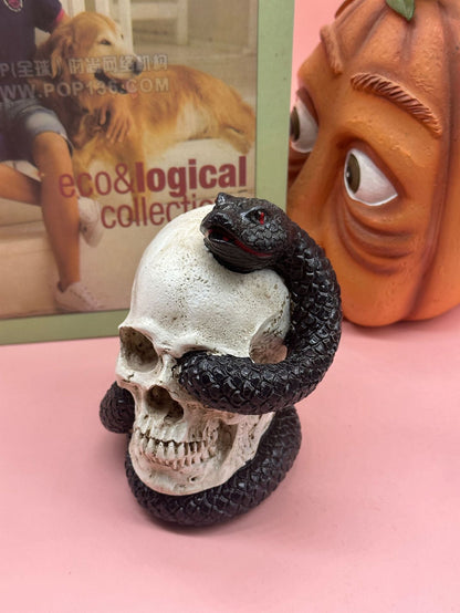 Halloween Decorative Props Resin Skull Head and Snake Craft Decoration Horror Skull Statue Resin Skull Statue Horror Decoration