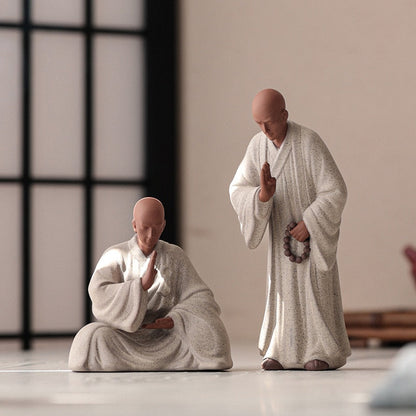 Violetti hiekka Zen Little Monk Buddhalainen shami -meditaatio Veistos Keraamiset hahmot TEEROOM DESCTOP -koristeet