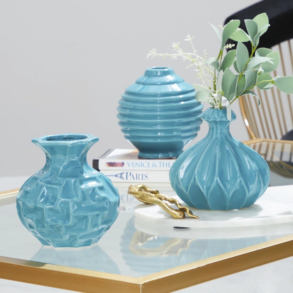 Decmod 6 "W, 6" H blå keramisk vas med varierande mönster, uppsättning av 3