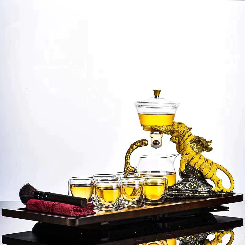 Tiger kinesisk te -set med lös bladteinfusör