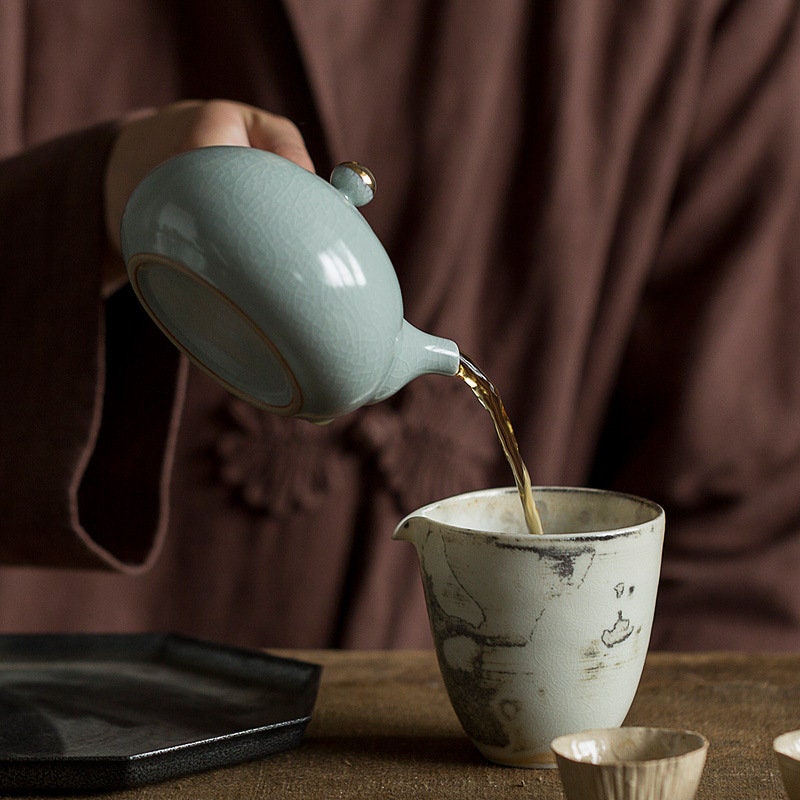 إبريق شاي كيوسو سيراميك بمقبض جانبي خشبي I إبريق شاي سيراميك ياباني