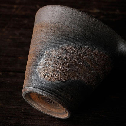 الخزف الحجري Gaiwan المصنوع يدويًا من الفخار ذو القبعة الفريدة وإبريق الشاي المصنوع من الحديد الصقيل بسعة 140 مل