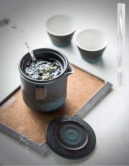 Mug teh keramik Jepang dengan infuser