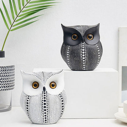 Modern simple and cute ceramic OWL Statue