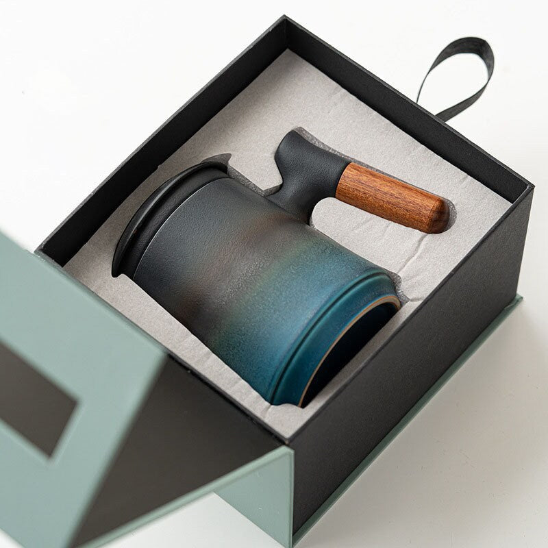 Mug teh seramik buatan tangan Jepun yang ditetapkan dengan infuser dan tudung